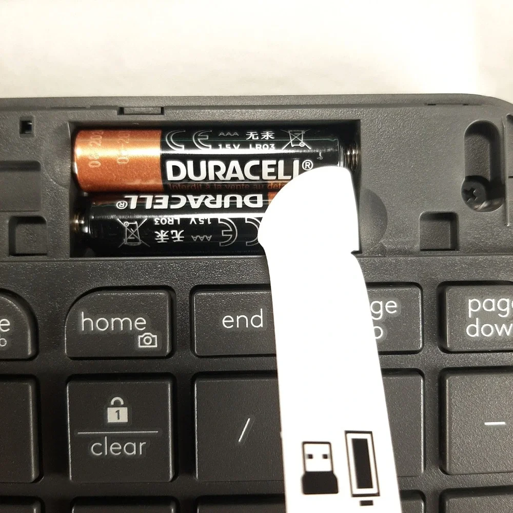 Logitech Slim Multi-Device Keyboard K585 920-009476 Graphite Wireless Bluetooth
